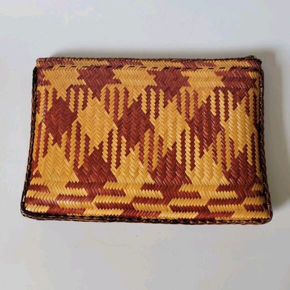 Vintage Woven Diamond Pattern Rattan Zip Clutch Purse Glossy Boho Coastal Retro - Picture 4 of 9
